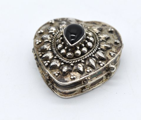 Sterling Silver .925 Heart Shaped Trinket Box 8g