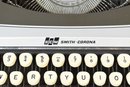 Vintage SCM Smith - Corona Corsair Deluxe Typewriter With Hard Case