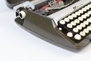 Vintage SCM Smith - Corona Corsair Deluxe Typewriter With Hard Case