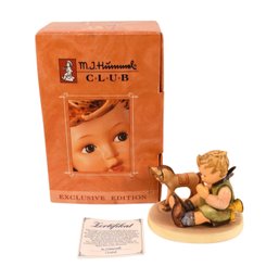 Hummel Club Exclusive Edition Porcelain Figurine 'Playful Blessing' Includes Box