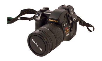 Olympus Camedia E-20N DSLR Camera W/ 18mm-70mm Lens