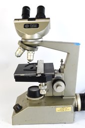 Fisher Scientific Microscope With 4 Objectives