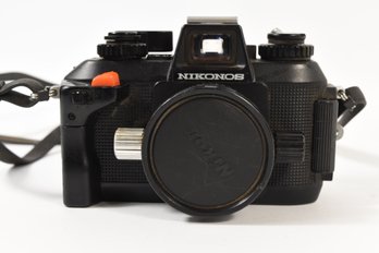 Nikonos Underwater Camera Nikon IV-A Model No. 4193743 Nikkor 35mm Lens