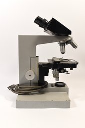 Leitz Wetzlar SM-LUX Binocular Microscope