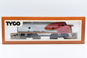 Vintage TYCO Trains HO Scale Powered Locomotive