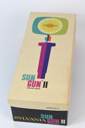Sylvania Sun Gun 2 Movie Light With Original Box!