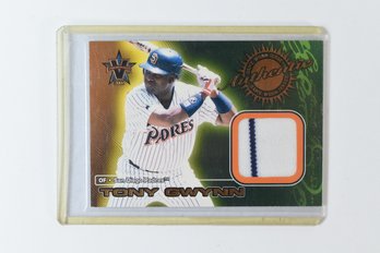 Tony Gwynn Game Used Memorabilia MLB Trading Baseball Card