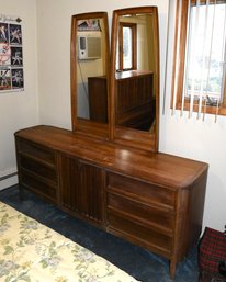 Vintage Wood Dresser With Double Mirror Backboard