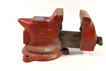 The Ridge Tool Co. Rotating Utility Vice  No. 350-A 3 1/2' Jaws