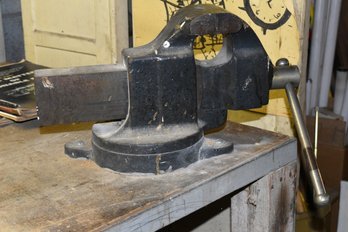 Morgan Chicago Large Rotating Table Vise 4' Jaws