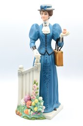 The 2009 President's Club Mrs. Albee Award AVON Porcelain Figurine Hand Painted Made In Japan