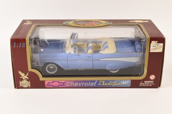 Road Legends 1957 Chevrolet Bel Air Convertible 1:18 Scale Die-cast Model Classic Car