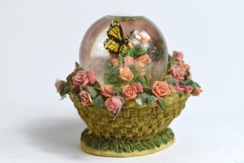 Westland #154 Snow-globe Basket Of Roses And Butterfly Decor