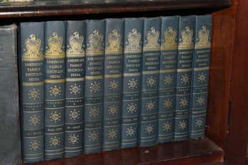 American Family Encylopedia Volumes 1-10 - 10 Books Total