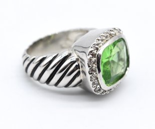 Peridot Sterling Silver 925 Ring Size 6 - Total Weight 9g