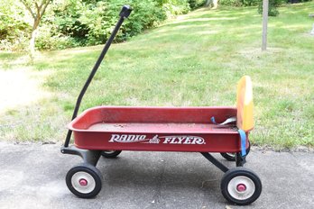 Radio Flyer Red Wagon 93B