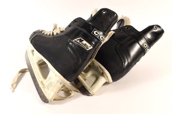 CCM Mustang Ice Skates Size Large - Used