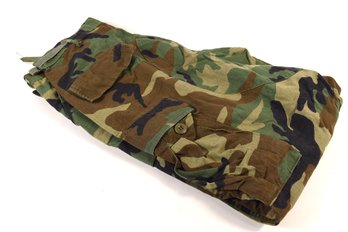 Military Jungle Camo Pants Size Medium Regular - Used