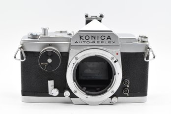 Koniica Auto-Reflex  Half Frame SLR Film Camera Body No. 905399