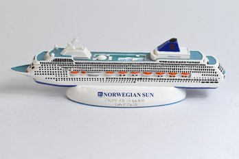 Norwegian Cruise Line Model Ship  'Norwegian SUN' Signed By Captain Of Ship