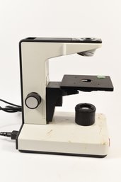 Ernst Leitz Wetzlar LaborLux 11 Model No.  512 663 Microscope Body - No Objectives