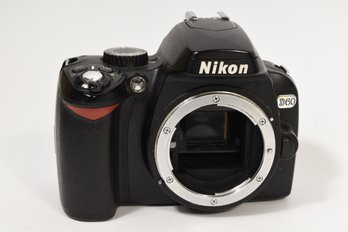 Nikon D60 DSLR Camera Body - No Battery