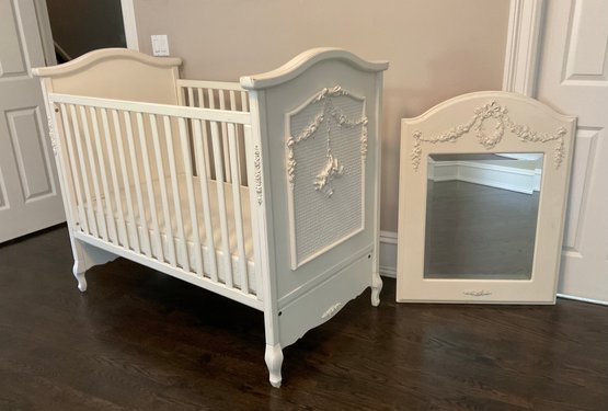 Contemporary White Painted Crib And Mirror (CTF30)