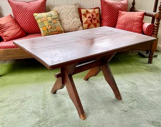 Small Antique Country Sawbuck Table (CTF20)