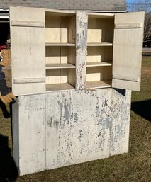 Norwich VT Antique Floor Cupboard (CTF40)