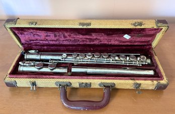 Bundy Selmer Silver Flute In Case (CTF10)