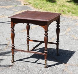 Antique Aesthetic Mahogany Center Table (CTF20)