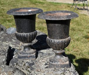 Antique Iron Urns (CTF30)