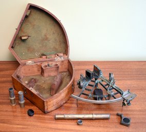 Antique E. & G.W. Blunt NY Sextant In Case (CTF10)