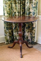 18th C. Mahogany Tilt Top Tea Table (CTF20)