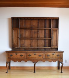 18th C. Oak Welsh Cupboard And Wall Hanging Plate Shelves (CTF40)