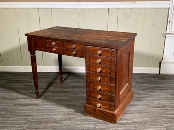 Antique Kneehole Desk (CTF30)