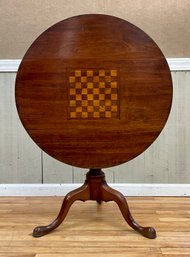 18th C. Queen Anne Mahogany Tea Table With Game Board Top (CTF10)