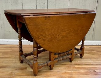 18th C. William And Mary Gate Leg Table (CTF20)