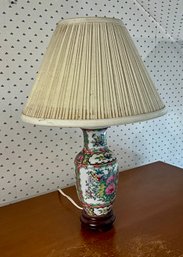 Famille Rose Style Table Lamp