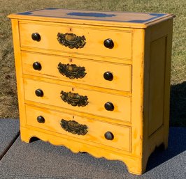 Antique Cottage Pine Chest In Vintage Paint (CTF20)