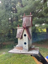 Vintage Birdhouse With Red Roof  (CTF20)