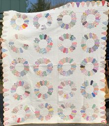 Antique Dresden Plate Quilt (CTF10)