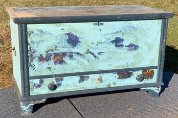 Antique Blue Painted Dovetailed Storage Box (CTF30)