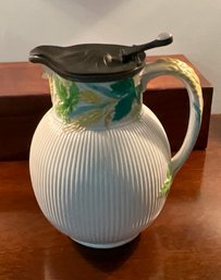 Pottery Pouring Pitcher With Lid