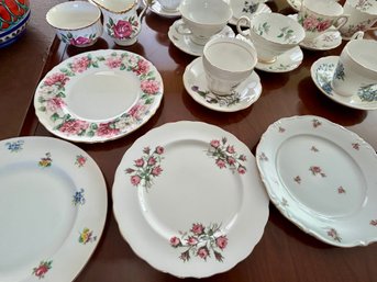 Staffordshire, Royal Albert Luncheon Plates & Teacups