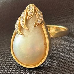 14K Gold Pearl And Diamond Ring