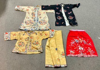 Vintage Chinese Embroidered Silk Garments (CTF10)