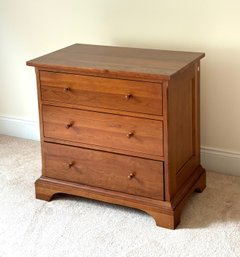 Durham Furniture Cherry Nightstand (cTF10)