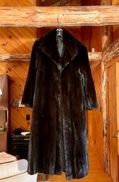 Ladies Mink Coat, $8000 Appraisal (CTF10)