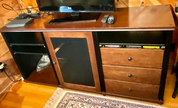 Modern Console/ Entertainment Center ( CTF30)